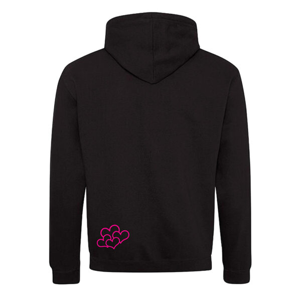 Rückseite Schwarzer Trueheartlieb-Hoodie mit Pinken Herzen